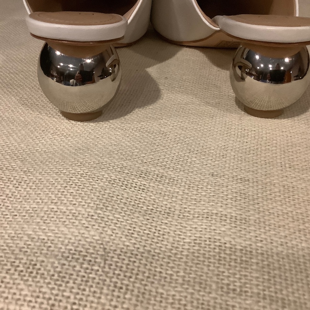 Woman Size 11 Pour La Victoire White Slides with Chrome Ball Heels - Picture 2 of 5